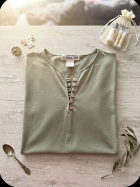 NWOT Vintage Westport Pale Sage Short Sleeve Henley Top